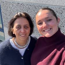 Nancy : 10 ans chez Accent Languages… et toujours aussi investie ! Hello  tout le monde ! 👋 Nouvelle interview, nouveau visage de l'équipe d'Accent  Languages. Aux côtés de Catherine, Nancy…