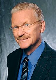 Hire Emmy Award-Winning Correspondent Bill Geist for Your Event