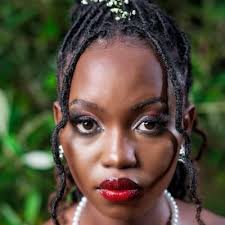 Andambi_ivy (@AndambiIvy)