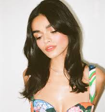 Rachel Zegler Source