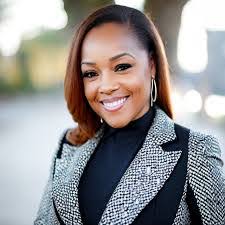 Latoya Bentley's Instagram, Twitter & Facebook