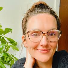 The first ever hint display that you could actually live in 😘 #hint Carrie  Davies #1728cases