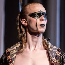 Introducing the Woodstock Playhouse's Willy Wonka, Mark Simons! You might  remember Mark from our previous production of Grease as Kenickie! Mark  Simons is delighted to be performing here at the Woodstock Playhouse