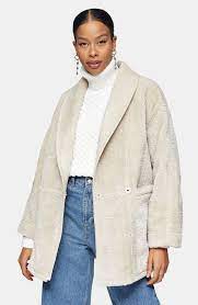 Lucas Chuck On Jacket White Fringe Leather Jacket Grey Chucks Gilet Outfit Women