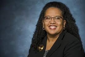 Sherri Holmes's Instagram, Twitter & Facebook