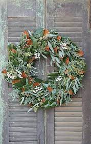 Gallery The Magnolia Company Wreath Mantelpieces And Garlands Wreaths Christmas Door Wreaths Christmas Floral