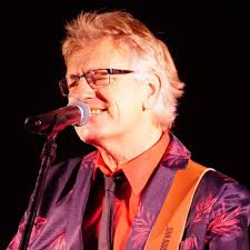 Another great night of top tunes at The Cosmo Club with old friends. Great  to see/hear Dave & Lynne Girdwoods sets. Thanks Donnie & Keith for another  cracking night ❤️