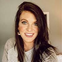 Merry Riddle's Instagram, Twitter & Facebook