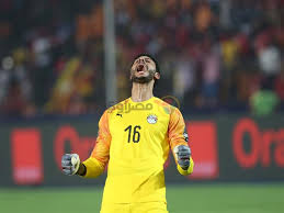 فاز الأهلي على كايزر تشيفز الجنوب إفريقي، بثلاثة أهداف دون رد، في نهائي دوري أبطال. Ø¹Ø¨Ø¯ Ø§Ù„ÙˆØ§Ø­Ø¯ Ø§Ù„Ø³ÙŠØ¯ ÙŠØ­Ù„Ù„ Ø§Ù„Ø´Ù†Ø§ÙˆÙŠ Ù…ÙØ§Ø¬Ø£Ø© ÙƒØ£Ø³ Ø§Ù„Ø£Ù…Ù… ÙˆØ§Ù„Ø£ÙØ¶Ù„ ÙÙ‰ Ù…ØµØ±Ø§ÙˆÙ‰