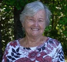 Teri Dooley's Instagram, Twitter & Facebook