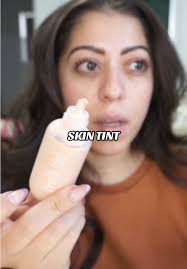 This @madebymitchellusa skin tint blended into my skin beautifully! It did  not cling to my dry patches. #madebtmitchell #skintint #makeup #foundation