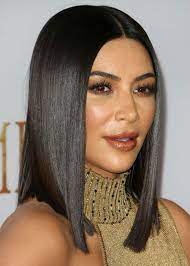 Sizzling Celebrity Blunt Bob Hairstyles For Women To Steal From Kim Kardashian Messy Hairstyle Womens Hairstyles Short Bob Hairstyles Kim Kardashian Hair