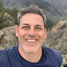 Elinor Fortune's Instagram, Twitter & Facebook