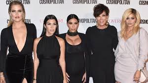The luxury of standing (or squatting down) next to this queen!!! Nach Kylie Jenner Jetzt Ist Auch Khloe Kardashian Schwanger
