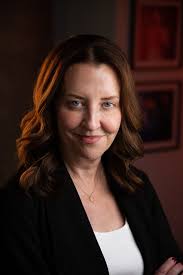 Google Maps defaulting to "evoto" description in photo metadata