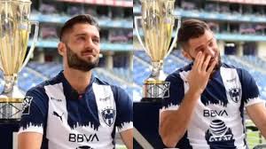 Born in the mataderos neighborhood of buenos aires, sánchez began playing football as a midfielder in boca juniors' youth system. Nico Sanchez Rompe En Llanto En Su Despedida De Rayados El Siglo De Torreon