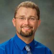 Adam Huck's Instagram, Twitter & Facebook