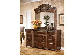 Inspired By The Lavish Furnishings Of The Old World The Gabriela Dresser And Mirror Set Has Pops Of Antique Goldtone Fini Furniture Furnishings Home Furniture