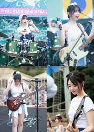 QWER Continues the Legacy of Idol Bands with Electrifying Performances <  Girl Group < K-pop < 기사본문 - K-en News