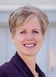 Eileen Rounds, Manager/Broker