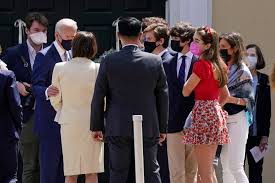 Biden jr., left, met in 2015 with petro poroshenko, ukraine's president at the time. Joe And Jill Biden Attend Grandson Hunter Biden S Confirmation People Com