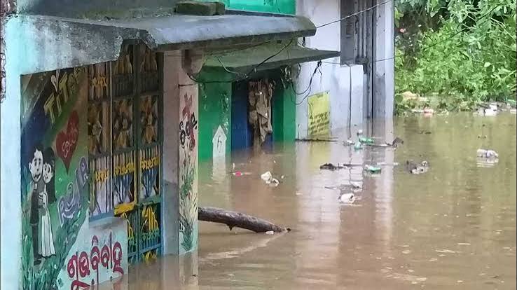 Arnab aftermath: Massive rain floods south Odisha, hits 60,000 | Bhubaneswar News - The Times of India