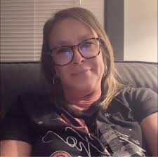 Click below to share memories of Suzanne & support the Booker family.