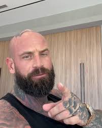 Wes called & said we need a legging line for mbs_angie ❗️1h later we were  at his house, went through details & needs for a quality product, 24h later  we had the samples ordered🚀, Watch us build out ...