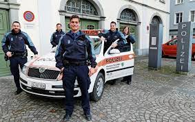 Gallen is a police station in rapperswil. Verbrecherjagd Standing Ovation Fur Polizei St Galler Tagblatt