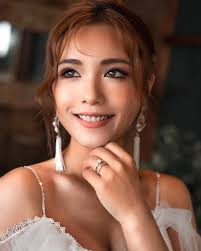 commercial work @thermos 🤍🤍🤍 Makeup for @_nsyee💗 Starring｜Sinnie  @lolly.talk @_nsyee 、Arvin @arvin.t_ Creative & Directed by｜@kinfungting  Screenwriter｜Kathy Tsai @yyyingtinggg Production Assistant｜Wai @gnuel.lkl  Videographer｜Famas Leung ...