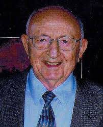 Glen Roach's Instagram, Twitter & Facebook