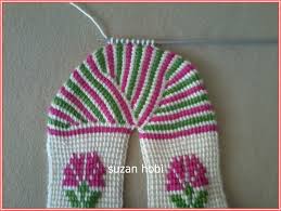 Suzan Hobi Karanfil Modeli Tunus Isi Patigimin Aciklamasi Patikler Boncuk Baby Knitting Patterns