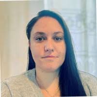 500+ "Karlová" profiles