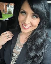 Loretta Sills's Instagram, Twitter & Facebook