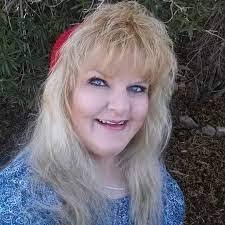 Carlotta Phillips's Instagram, Twitter & Facebook