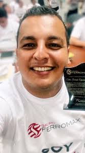 @FerromaxSLC Reconocimiento a los 10 años de carrera… a Dios sea la Gloria,  esa gotita a estado alli siempre bendiciendo a mi familia