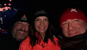 Snow Fête à Saint-Cyrille de Lessard chez mon collègue Mathieu Rivest,  député de Côte-du-Sud à l'Assemblée nationale! 🎇🧤🤎