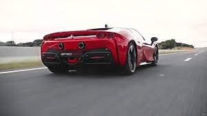 Ferrari Sf90 Stradale Vs Mclaren Speedtail Pictures Photos Wallpapers Top Speed Ferrari Mclaren Super Sport Cars