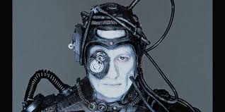 Star Trek: What Would Happen If The Borg Could Assimilate A Q?