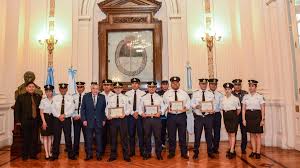 Ascensos en la Guardia de Protección de Casa de Gobierno