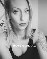 Jessica Clark (@heyitsjesswoo) • Instagram photos and videos