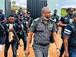 Sequel to the receipt of allegation and indictment processes from the federal bureau of investigation (fbi) against one of the personnel of the nigeria police force, dcp abba kyari, the inspector general of police igp usman alkali baba psc (+), npm, fdc has ordered an internal review of the allegations Abba Kyari S Police Career May Crash Following Indictment By U S Court Over Relationship With Fraudster Hushpuppi Global Upfront Newspapers