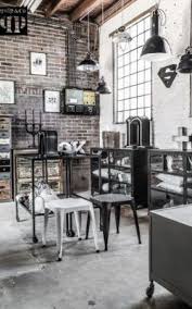 It becomes so popular due to its organized arrangement. Don T Miss The Opportunity To Get The Coolest Industrial Chic Lighting Design Www Delightfull Eu Visi Industrial Interior Design Home Industrial Interiors