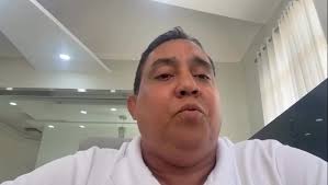 Emotivas palabras del diputado Nolberto Ortiz dirigidas a su amigo y  exministro de educación Roberto Fulcar. Link disponible 👉