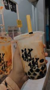 Bernama es genderuwo, es tuyul, es pocong, es sundel bolong, dan es kuntilanak. Ichacahyani Ichacahyani889 Profil Pinterest