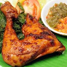 Cara membuatnya tumis bumbu halus ayam bakar hingga harum dan kekuningan. Cari Resep Ayam Bakar Padang Ke Surakarta
