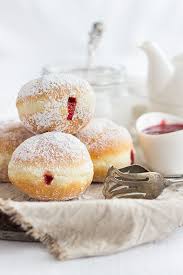 Ein Fur Klassiker Krapfen Oder Berliner Oder Kreppel Lecker Krapfen Essen Und Trinken