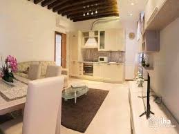 Nachfolgend finden sie eine auswahl aktueller exposés zum thema „wohnung mieten aus unserem portfolio. Apartment Mieten In Einem Palast In Venedig Iha 7312