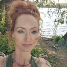 All I have is my phone to work with. And where it has a "signature", is  where I put my watermark. But it says "samsung quad camera" .... And I  don't want