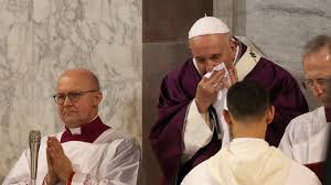 W odpowiedzi na informację, że papież franciszek czekał na putina 50 min, john kerry trzy godziny, a janukowycz aż cztery. Papiez Franciszek Nie Odprawi Nabozenstwa Z Okazji Wielkiego Postu Zglosil Lekka Niedyspozycje Wiadomosci Ze Swiata Gazeta Pl